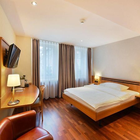 Apart Hotel Amadeo Zofingen Bagian luar foto