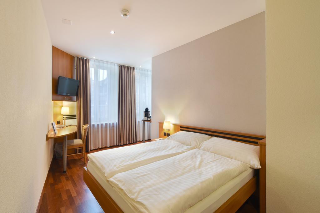 Apart Hotel Amadeo Zofingen Ruang foto