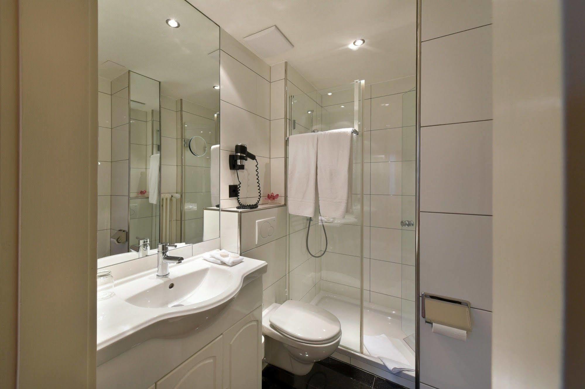 Apart Hotel Amadeo Zofingen Bagian luar foto